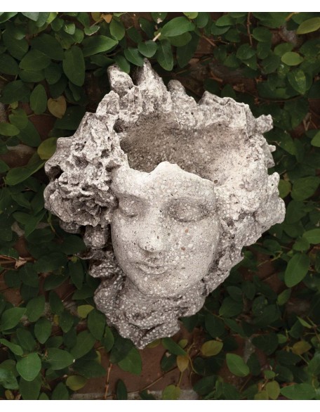 Grace Wall Planter