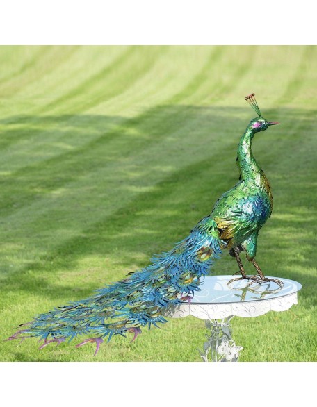 Large Peacocks with Crystal Detail