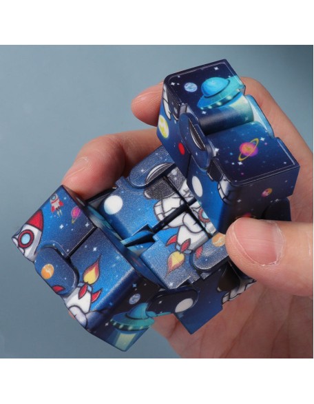 Extraordinary 3D Magic Cube